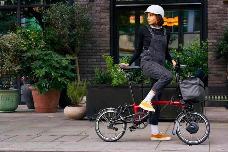 Brompton Borough Electric Basket Bag