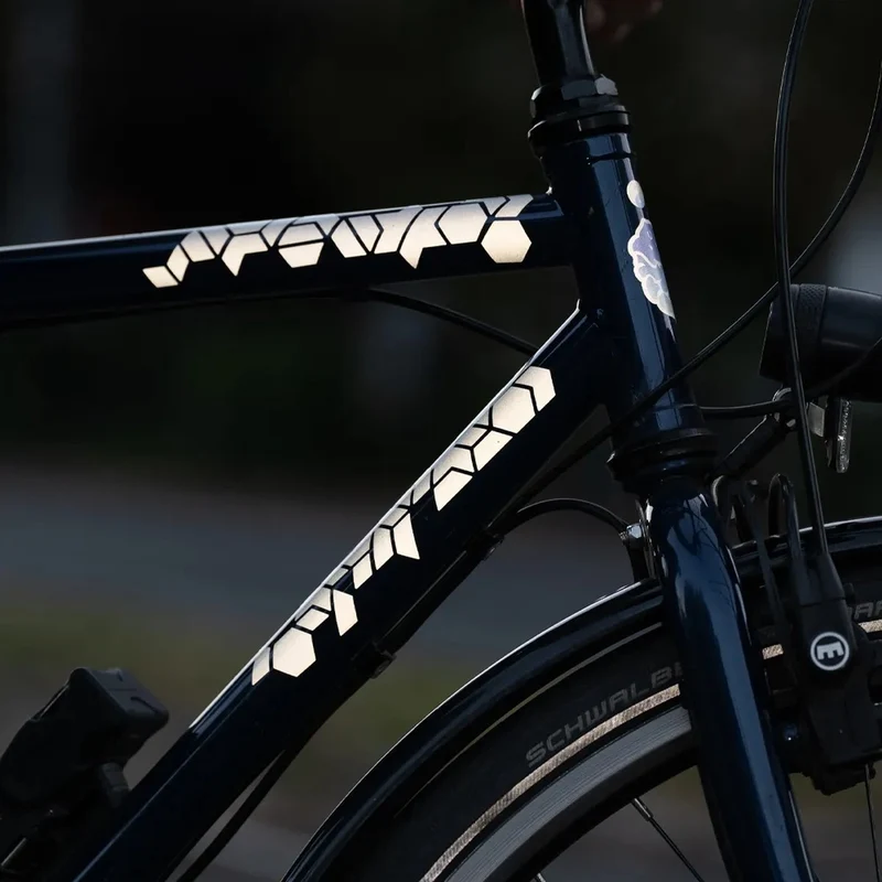 Stickers réfléchissants REFLECTIVE Berlin pour vélo et casque