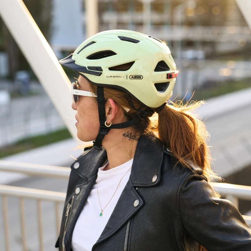 Casque vélo avec lumière Abus Urban-I 4.0
