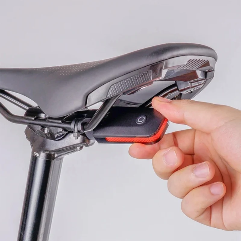 Feu arrière LED vélo Ravemen CL 01 Pro