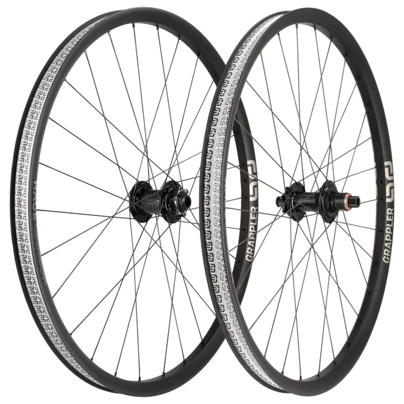 E*Thirteen Grappler Race Carbon | Laufradsatz 29" | MTB | Disc 6-Loch | 15x110 / 12x148 mm Boost | SRAM XD