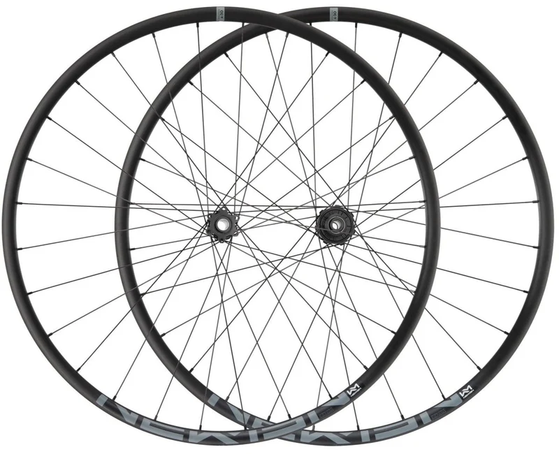 Newmen Laufradsatz Evolution A.30 29 Zoll Boost 6-Loch Shimano HG (B-Ware)