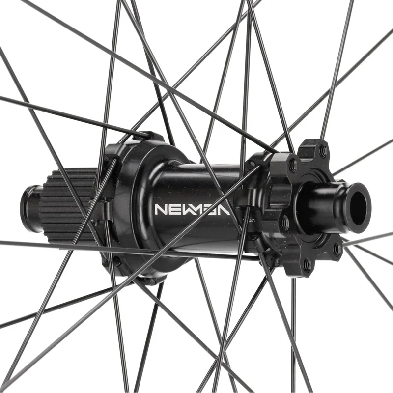 Newmen Evolution A.30 Hinterrad 29" | Boost 12x148 mm | 6-Loch Disc | Shimano Micro Spline (B-Ware)