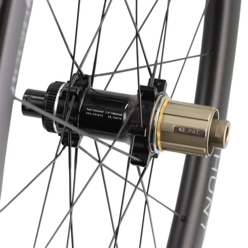 HUNT 44 Aerodynamicist | Laufradsatz 28" Carbon | Rennrad | Centerlock | 12x100 / 12x142 mm | Shimano HG