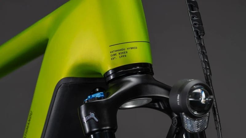 CUBE Kathmandu Hybrid Pro 800 lizard´n´black
