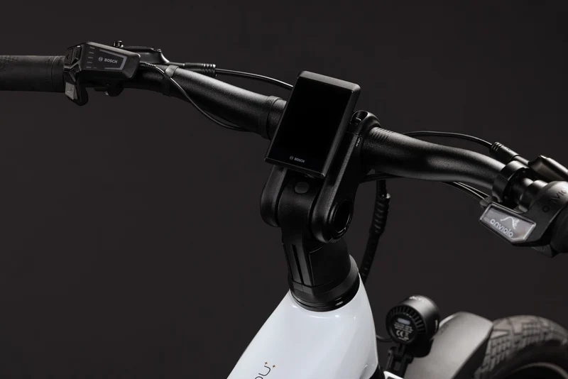 CUBE Kathmandu Hybrid Deluxe Pro 800 metallicwhite´n´chrome