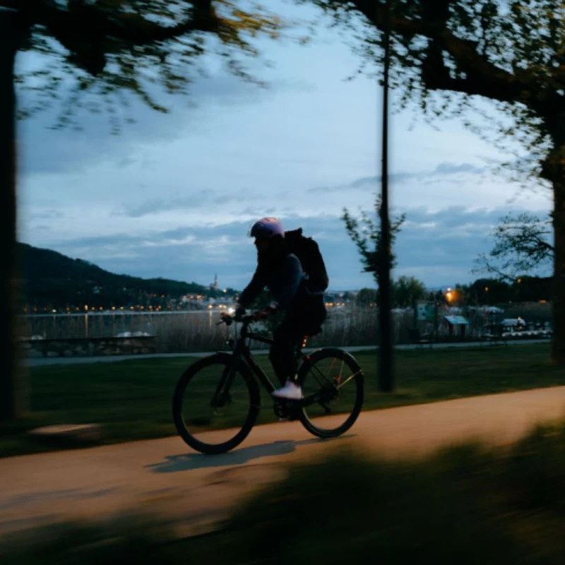 Lampe vélo avant rechargeable 200 lumens Zéfal Supervision F200