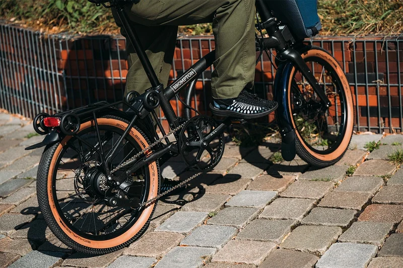 Brompton Electric G Line with Roller Frame - 4-Speed Folding Bike