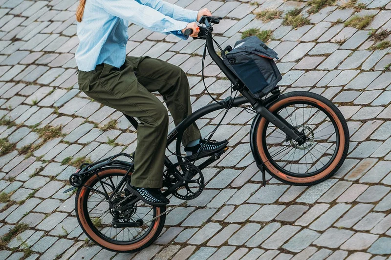 Brompton Electric G Line with Roller Frame - 4-Speed Folding Bike