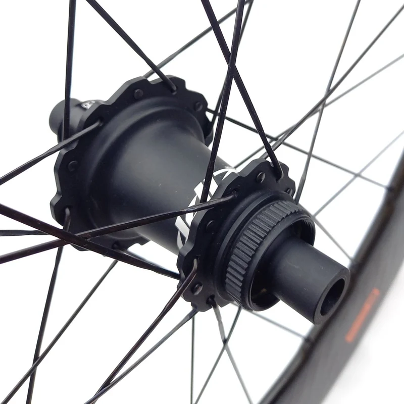 ZIPP Hinterrad Carbon 858 NSW Disc Tubeless SRAM XDR