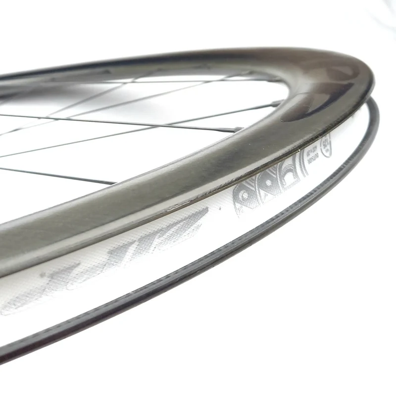 ZIPP Hinterrad Carbon 302 Disc Clincher Laufrad Hinten