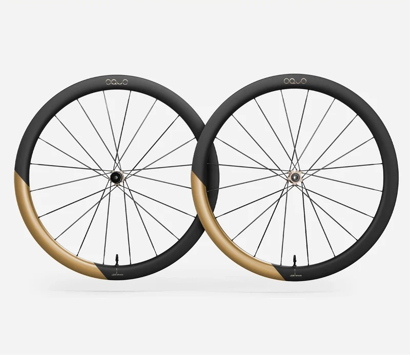 Oquo Satz Rennräder RP45LTD CS Shimano HG Metallic Golden Sand Matt