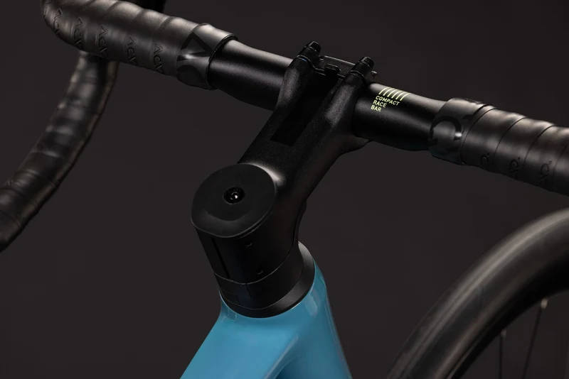 CUBE Attain Pro surfblue´n´black