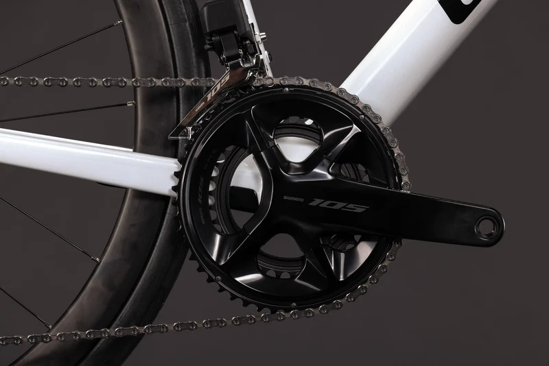 CUBE Attain C:62 SLX metallicwhite´n´black