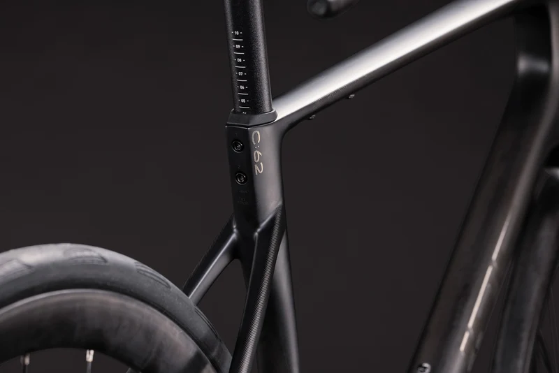 CUBE Attain C:62 Race carbon´n´coalchrome