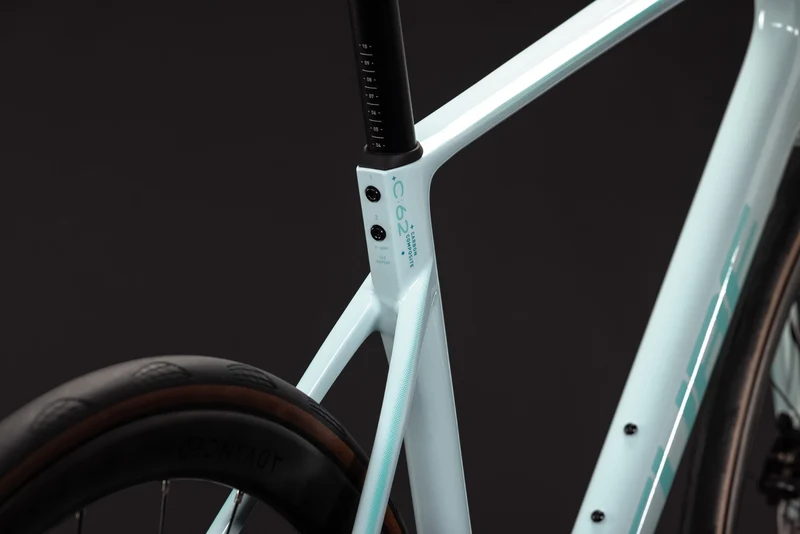 CUBE Attain C:62 Race frostymint´n´mint