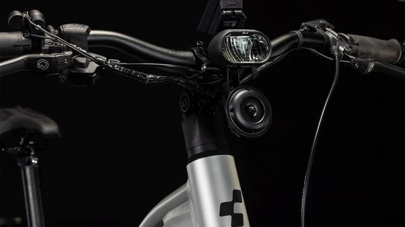 CUBE Kathmandu Hybrid 45 750 grey´n´reflex