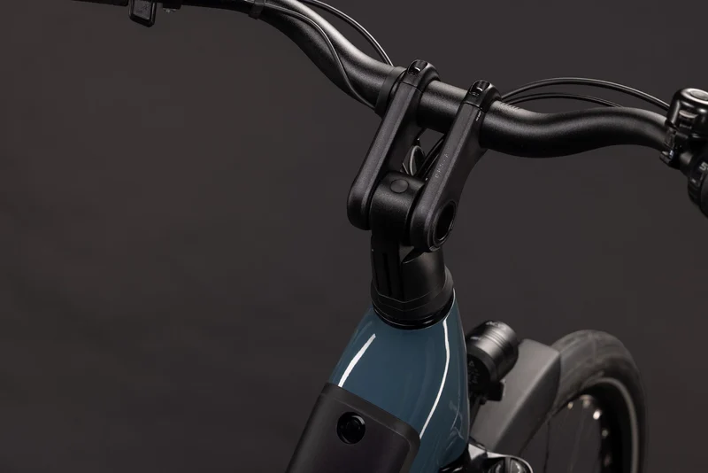 Cube Supreme Hybrid Comfort ONE 600 Wh E-Trekkingbike Easy Entry storm´n´reflex