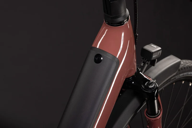 Cube Supreme Hybrid Comfort Pro 600 Wh E-Trekkingbike Easy Entry burgundy´n´claret