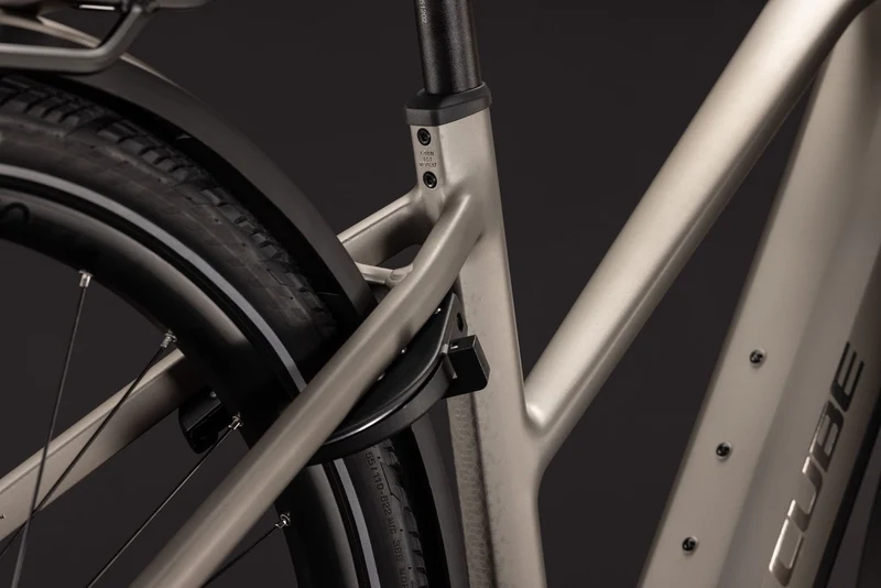 Cube Kathmandu Hybrid SLX 800 Wh E-Trekkingbike Trapeze 28" flashstone´n´chrome