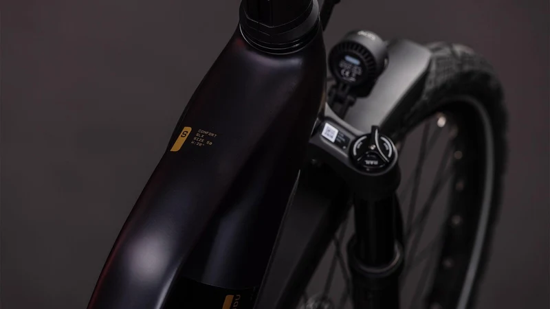 CUBE Kathmandu Hybrid Comfort SLX 800 solareclipse´n´gold