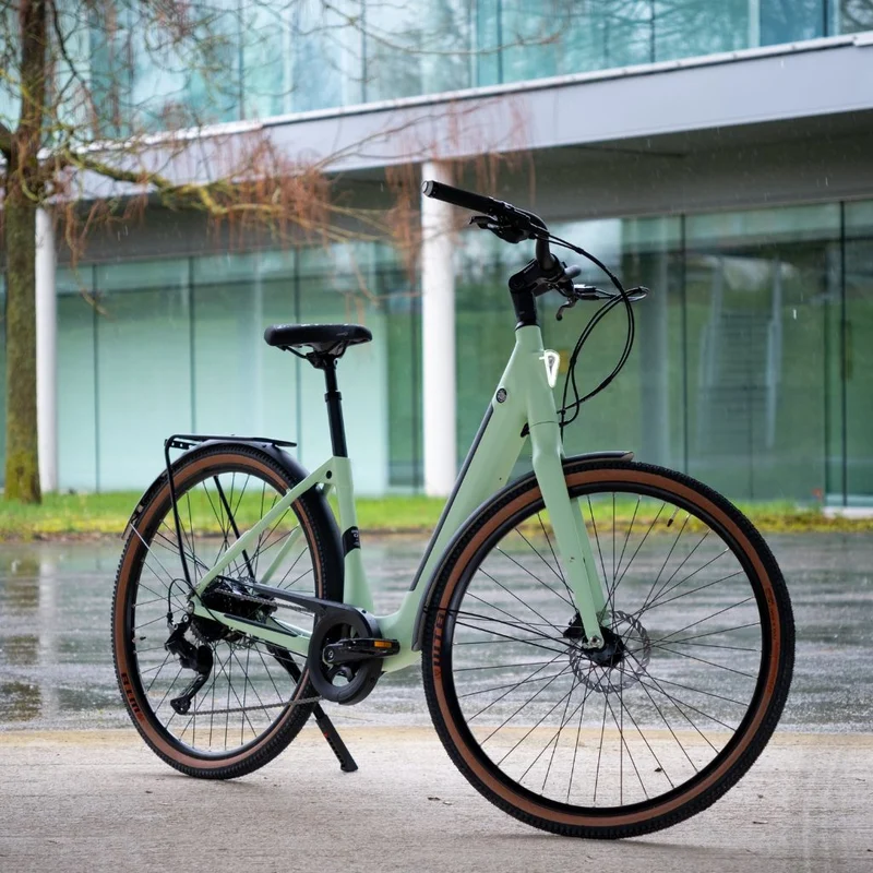 Vélo électrique avec clignotants intégrés Ellipse E2ST Chaîne Fourche Rigide
