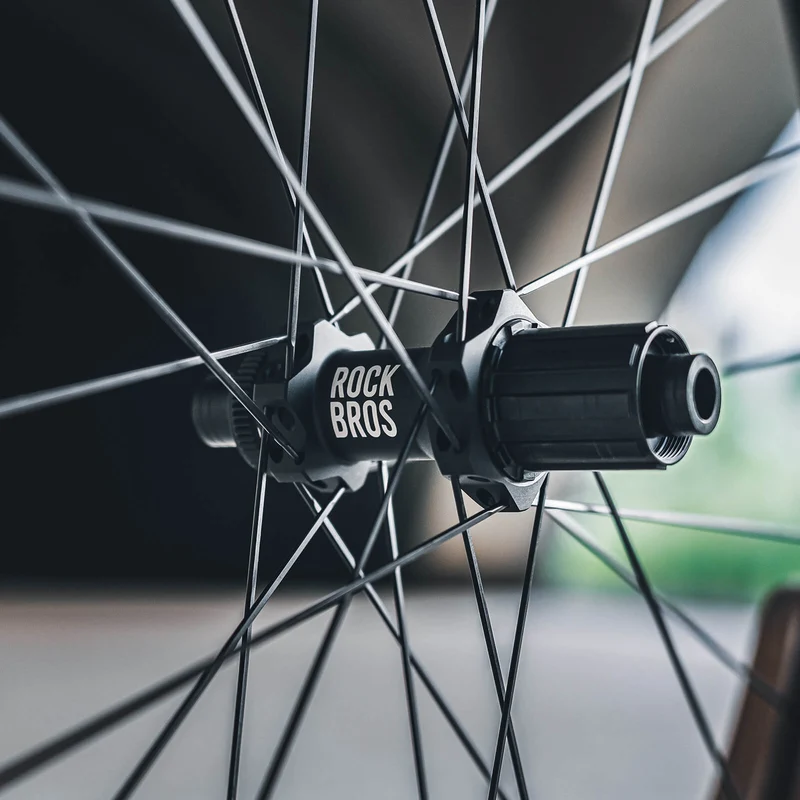 ROCKBROS 700C Carbon Laufradsatz 38mm Felgenbremse Steckachse Laufrad Set für Rennrad