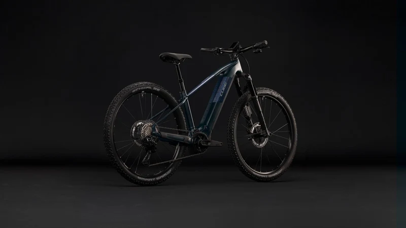 Cube Reaction Hybrid SLT 800 Wh E-Bike Hardtail Diamant night´n´reflex