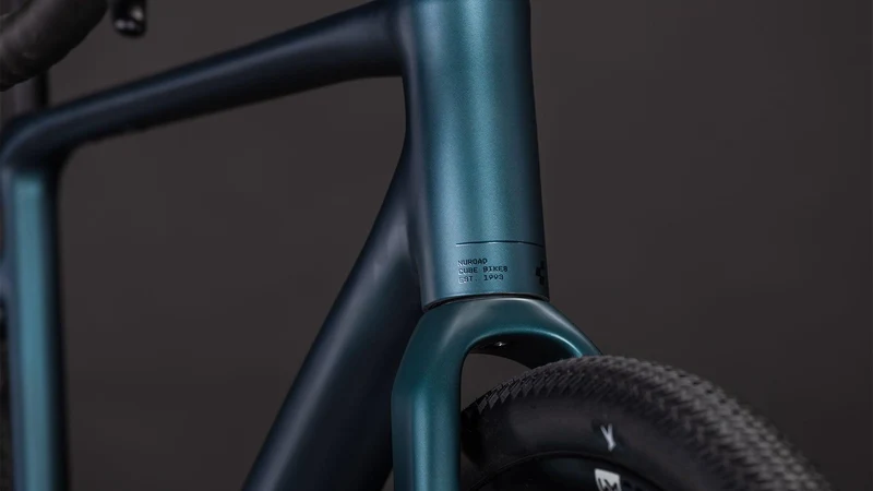 CUBE Nuroad Race royalgreen´n´black