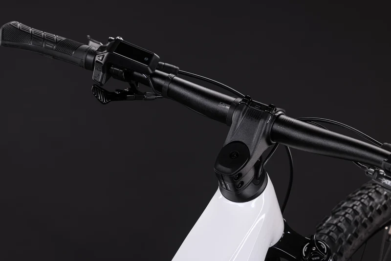Cube Reaction Hybrid Race 800 Wh E-Bike Hardtail Trapeze snow´n´black