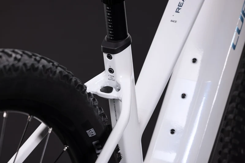 Cube Reaction Hybrid Race 800 Wh E-Bike Hardtail Trapeze snow´n´black