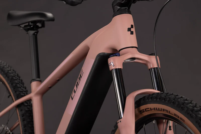 Cube Reaction Hybrid Performance 720 Wh E-Bike Hardtail Diamant ruby´n´black