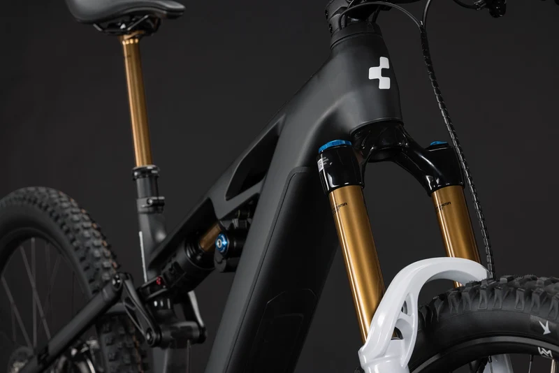 Cube Stereo Hybrid ONE77 HPC AT 800 Wh E-Bike Fully 29" carbon´n´white