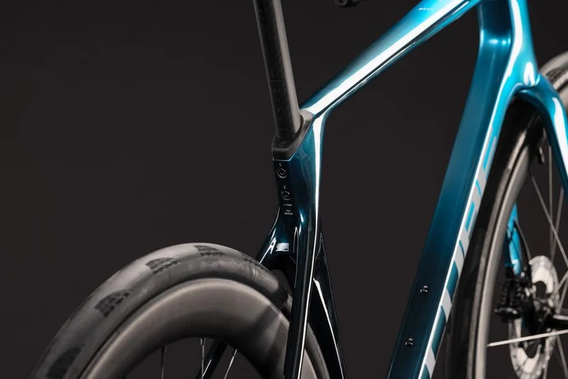 CUBE Agree C:62 Race chromeblue´n´liquidblue