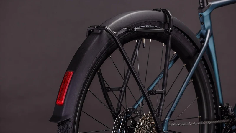 CUBE Nuroad Race FE royalgreen´n´black