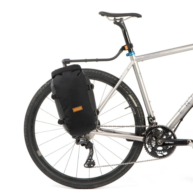 Sacoche arrière Restrap Switch Pannier