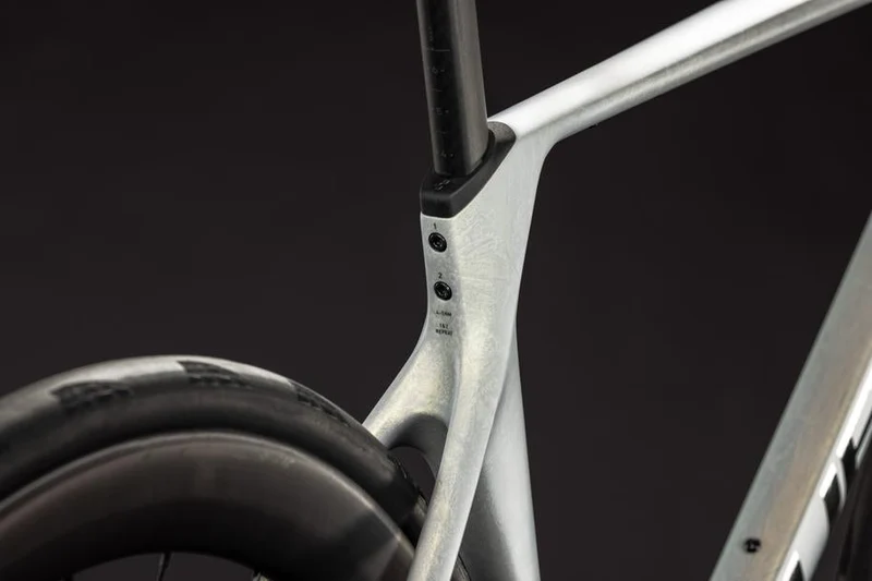 CUBE Agree C:62 SLT AXS stormyopal´n´black