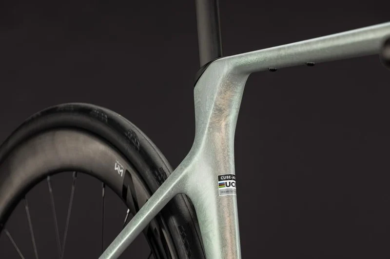 CUBE Agree C:62 SLT AXS stormyopal´n´black
