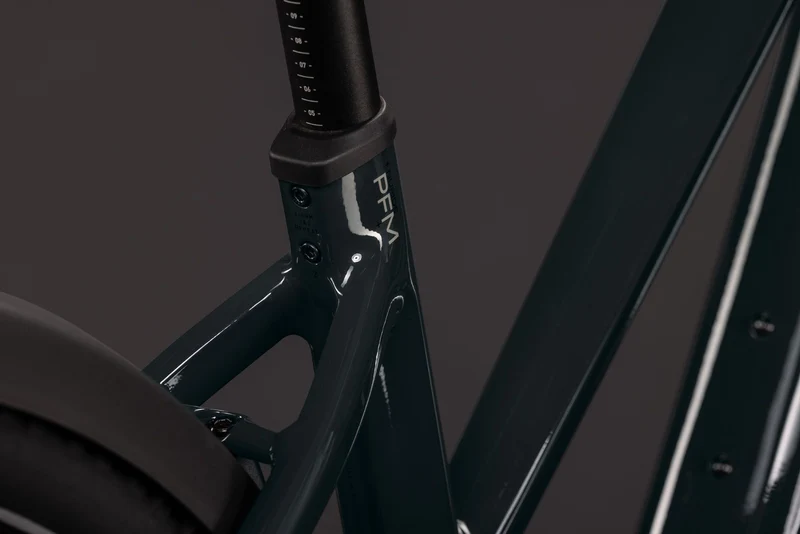 Cube Nuride Hybrid Performance 720 Wh E-Trekkingbike Trapeze 28" shadowgrey´n´grey