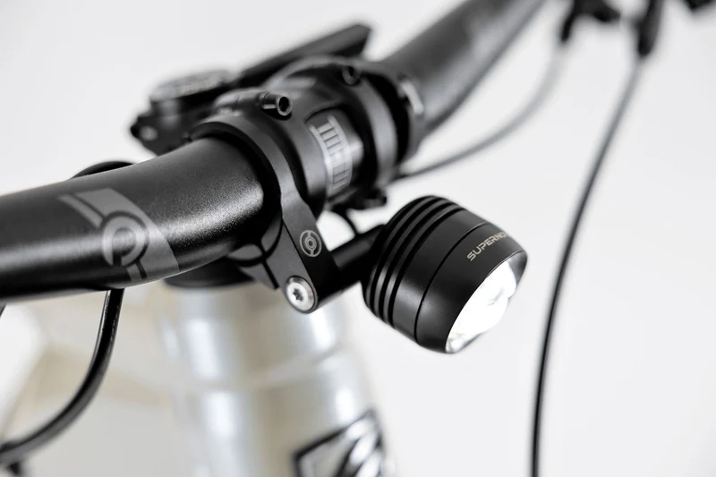 Centurion No Pogo R3000