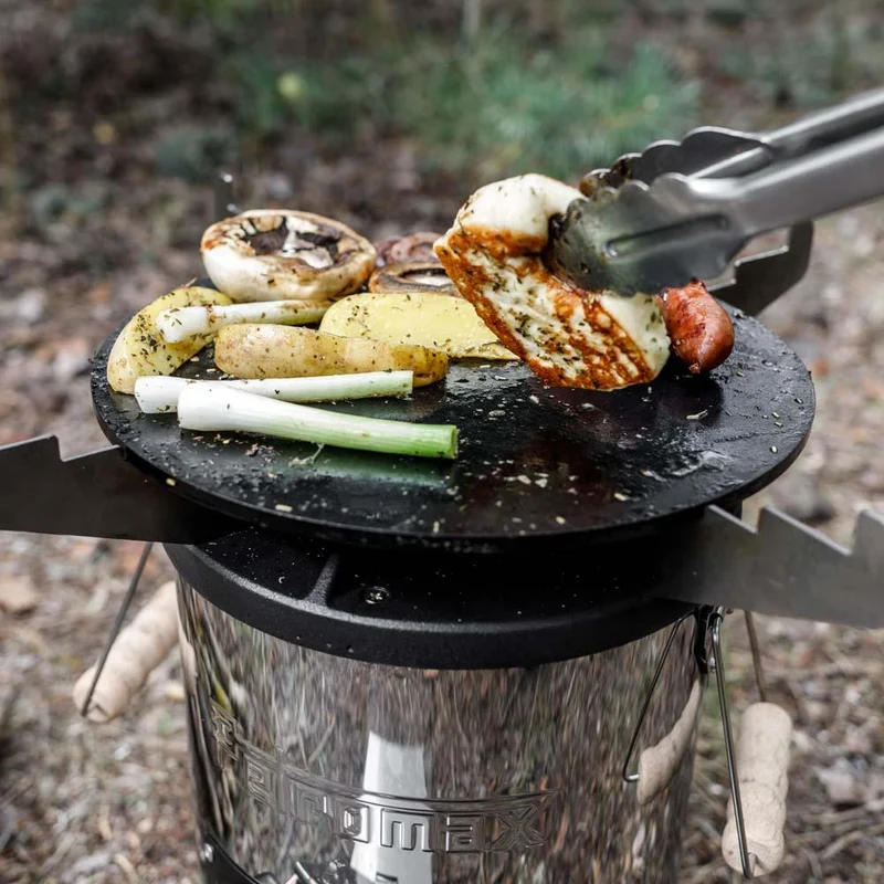 Petromax Grillplatte mit Kochkreuz für Raketenofen  Ø 27,5 cm, Stahl, optimale Wärmeverteilung, vielseitige Outdoor-Kochmöglichkeiten