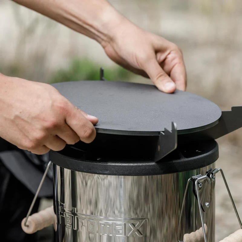Petromax Grillplatte mit Kochkreuz für Raketenofen  Ø 27,5 cm, Stahl, optimale Wärmeverteilung, vielseitige Outdoor-Kochmöglichkeiten