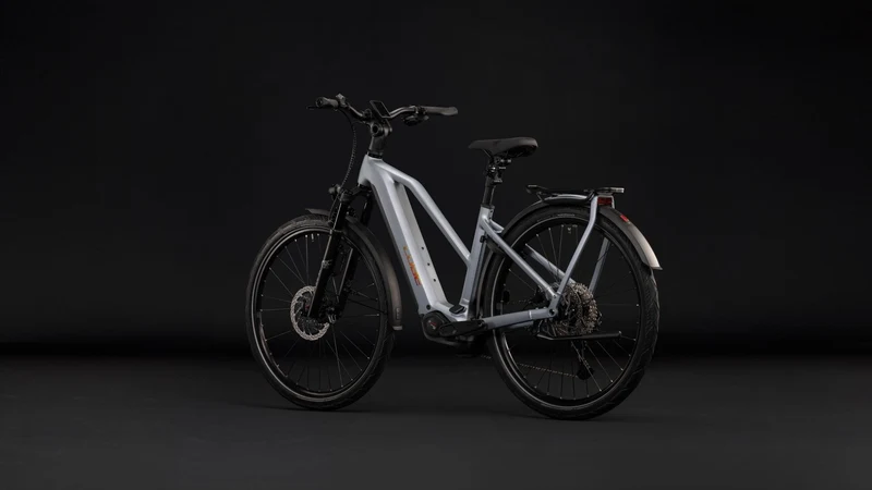 Cube Kathmandu Hybrid EXC 800 Wh E-Trekkingbike Trapeze 28" slategrey´n´chrome