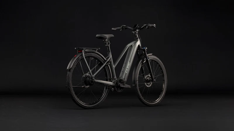 Cube Kathmandu Hybrid Deluxe Pro 800 Wh E-Trekkingbike Trapeze 28" blackforest´n´chrome
