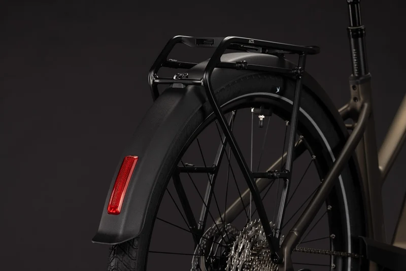CUBE Touring Hybrid Pro 800 metallicumbra´n´black