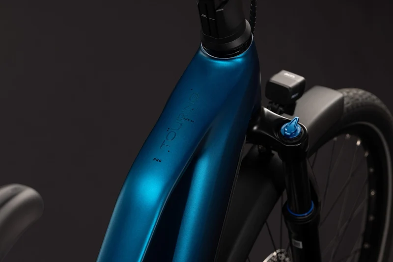 CUBE Touring Hybrid Pro 800 electricblue´n´prizm
