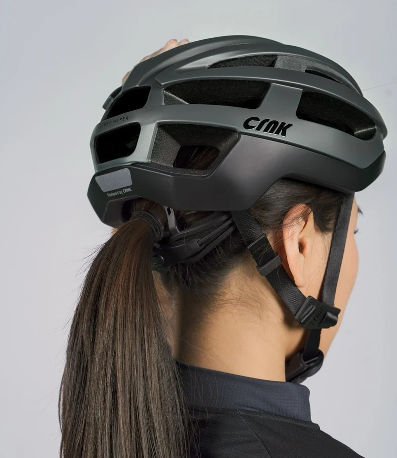 CRNK Helmer Hyper Fahrradhelm – Ultraleicht & aerodynamisch | Rennrad & E-Bike