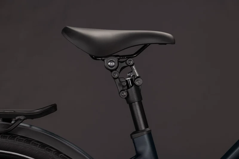 Cube Kathmandu Hybrid Pro 800 Wh E-Trekkingbike Trapeze 28" coal´n´black