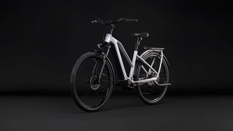 Cube Kathmandu Hybrid ONE 800 Wh E-Trekkingbike Trapeze 28" silverstar´n´reflex