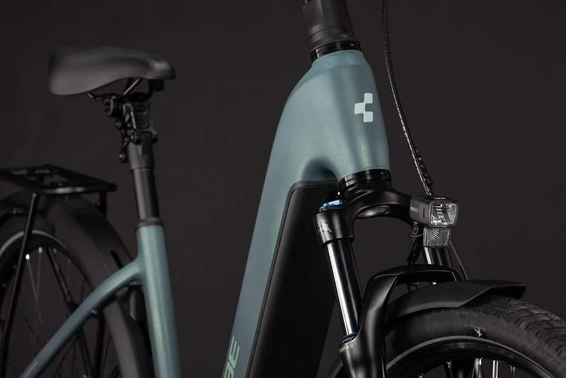 Cube Touring Hybrid Deluxe SLX 800 Wh E-Trekkingbike Easy Entry 28" greengranit´n´green